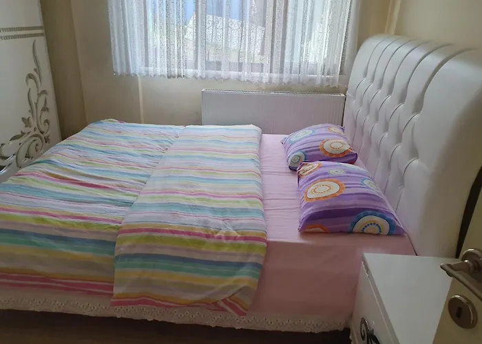 Grand1 Guests House 트라존