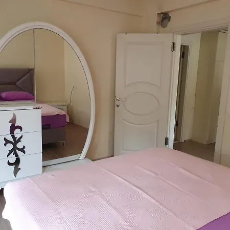 Grand1 Guests House Dom wakacyjny *